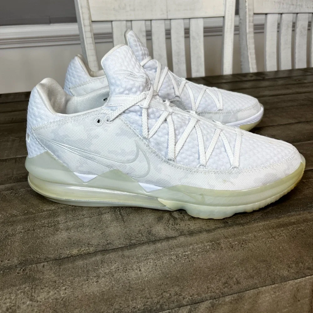 Nike Lebron 17 XVII Low White Camo Sneakers Sz 17
